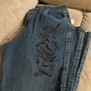 ANA EMBROIDERED JEANS